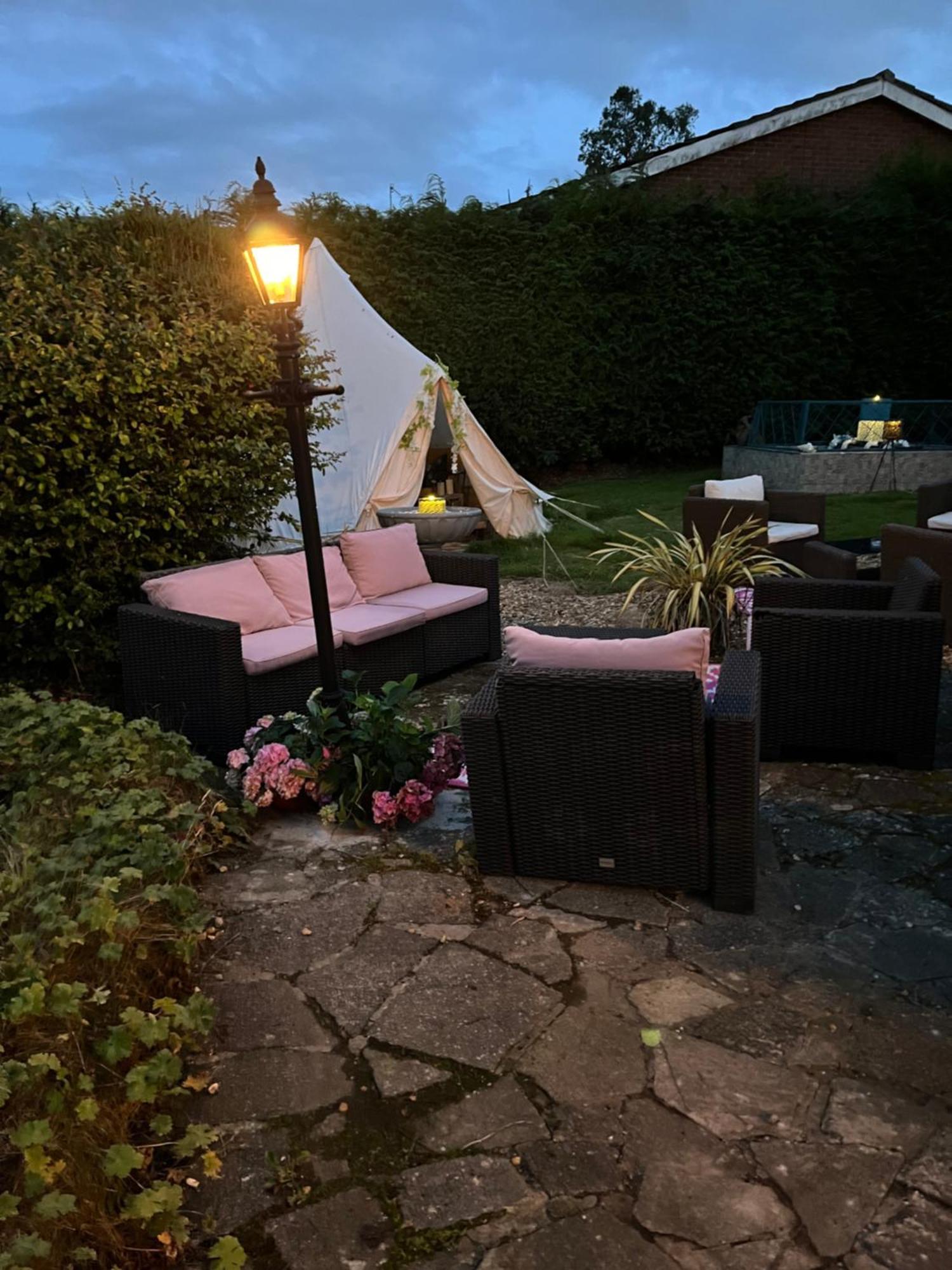 Overdale Motel Lisburn Εξωτερικό φωτογραφία