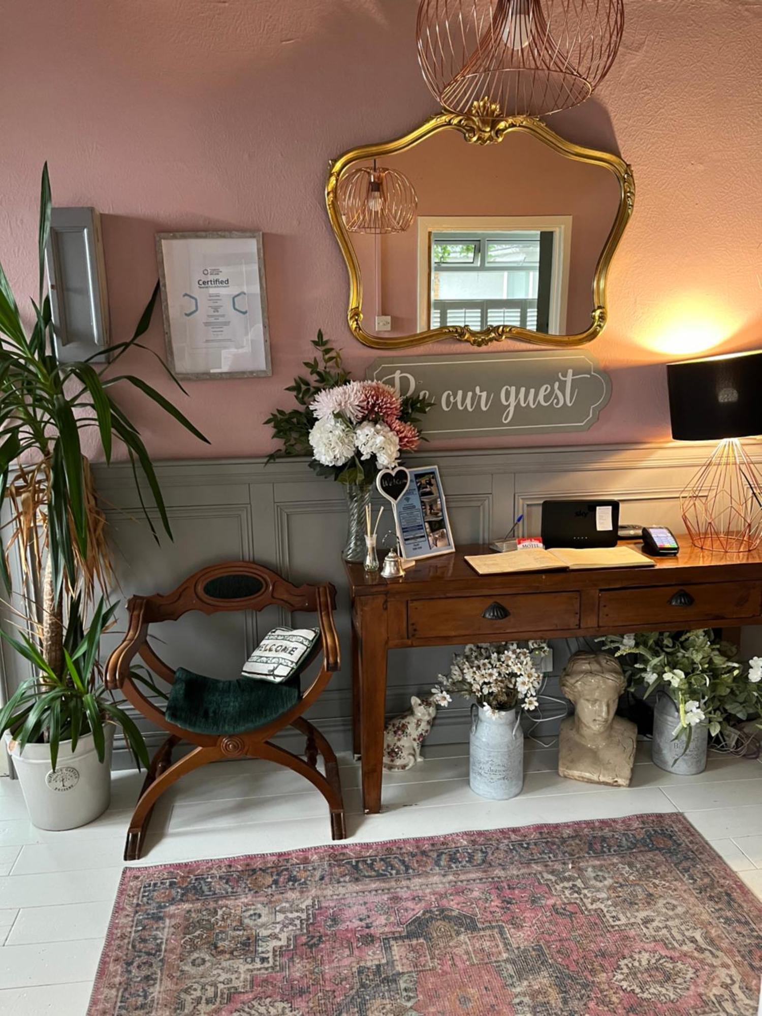Overdale Motel Lisburn Εξωτερικό φωτογραφία