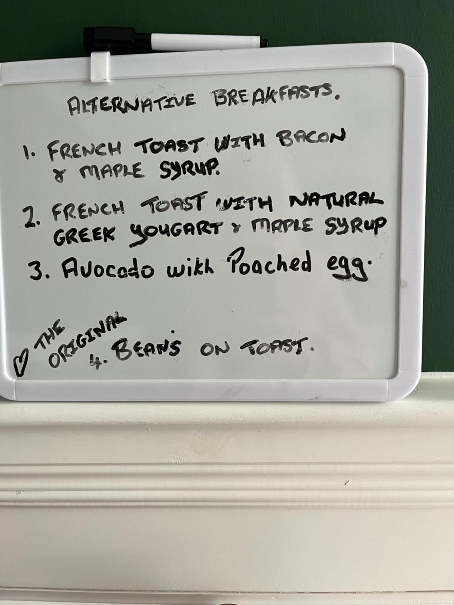 Overdale Motel Lisburn Εξωτερικό φωτογραφία