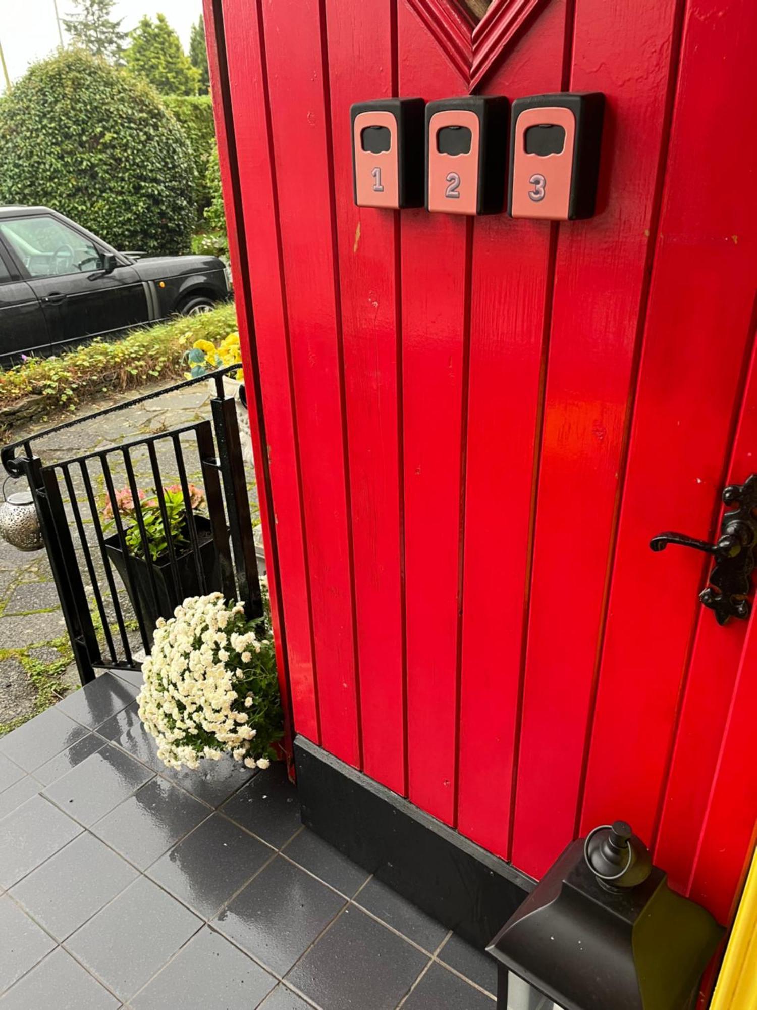 Overdale Motel Lisburn Εξωτερικό φωτογραφία